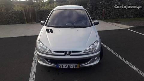 Peugeot 206 Quiksilver - 05