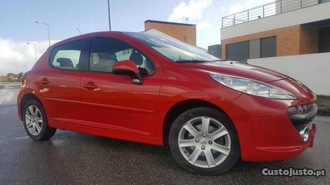 Peugeot 207 1.6HDI SPORT - 06