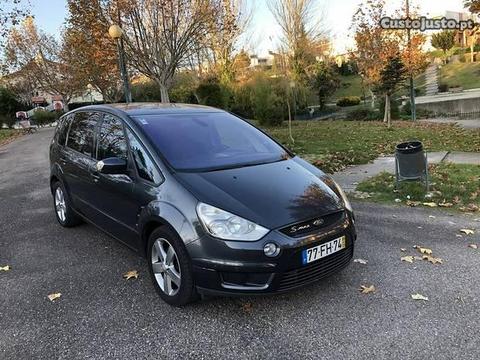 Ford S-Max 7 Lugares - 08