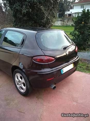 Alfa Romeo 147 1.9 Jtd - 01