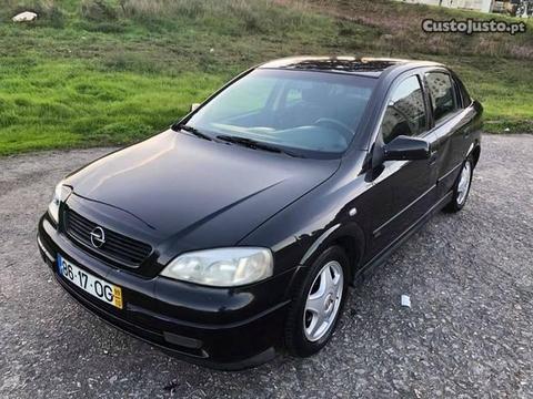 Opel Astra 1.4 Club com AC - 99