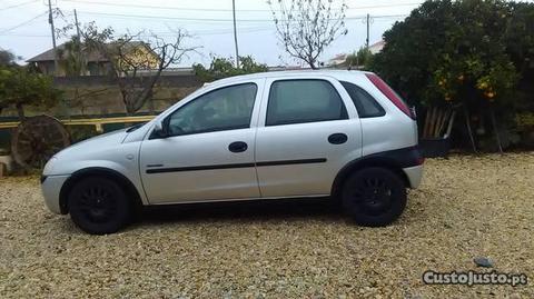 Opel Corsa passageiros - 02