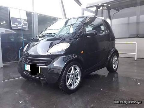 Smart ForTwo CDI impecável - 00