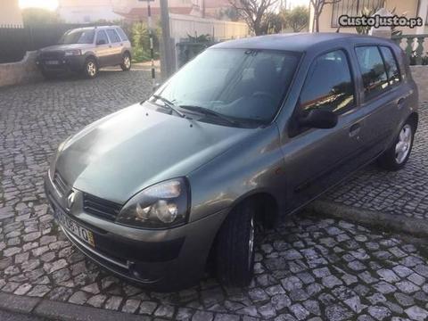 Renault Clio 1.2 16v. Expression - 02