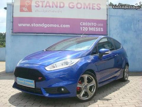 Ford Fiesta ST 1.6 Ecoboost - 13