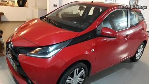 Toyota Aygo 5P-xplay+AC+Touch - 16