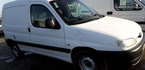 Peugeot Partner 1.9 D - 01