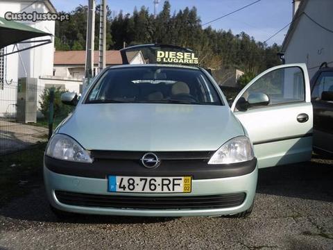 Opel Corsa 1.7 DTI (IZUZU) - 01