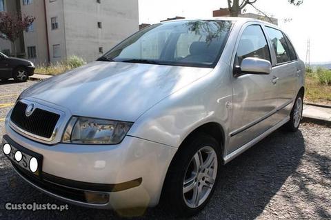 Skoda Fabia 65euro mês s/entrada - 02