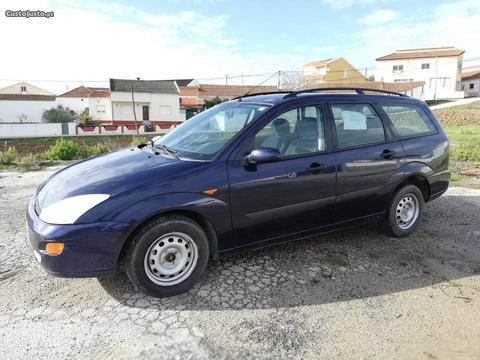 Ford Focus SW - 00