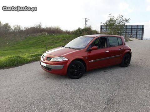 Renault Mégane 1.5 dCi Dynamique - 03