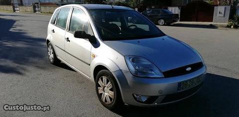 Ford Fiesta 1.4 Xtrend - 03