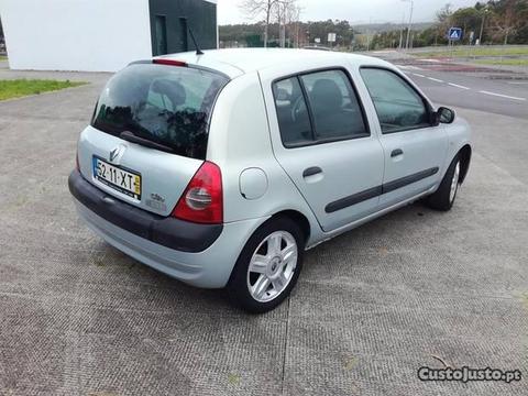 Renault Clio 04 16v - 04