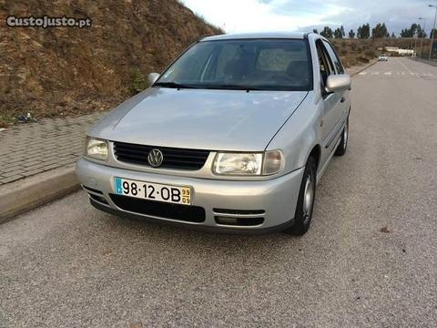 VW Polo 1.4 16v - 99