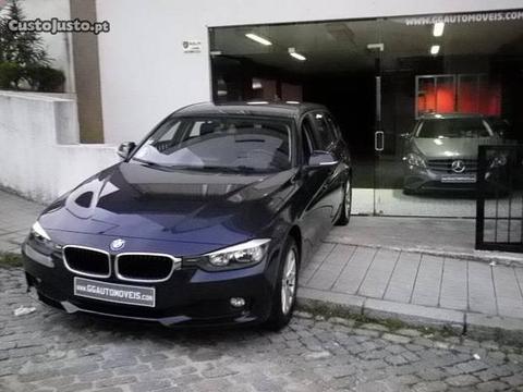 BMW 320 D TOURING - 12