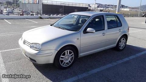 VW Golf 1.6 Highline - 99