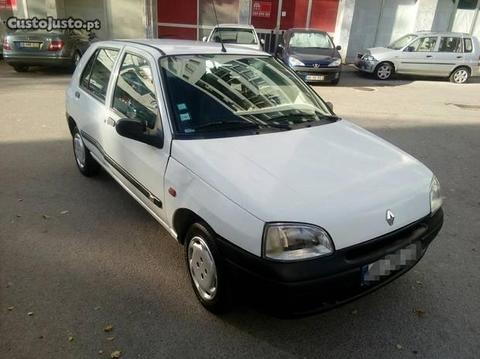 Renault Clio Impecável - 97