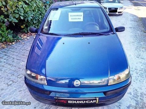 Fiat Punto 1.2 SX 5 Portas - 01