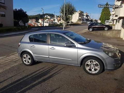 Opel Astra 1.7 Cosmo - 04
