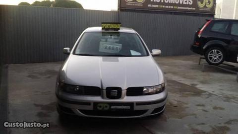 Seat Leon 16v 116 mil km - 01