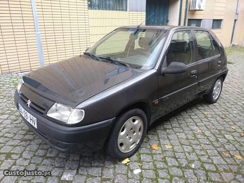 Citroën Saxo 1.4i gasolina - 97