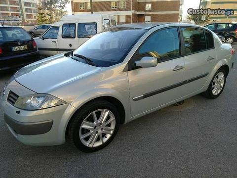 Renault Mégane 1.9 Dci 120Cv - 04