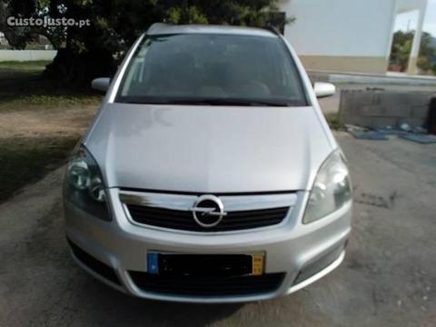 Opel Zafira 1.9 CC de 150 CV - 06