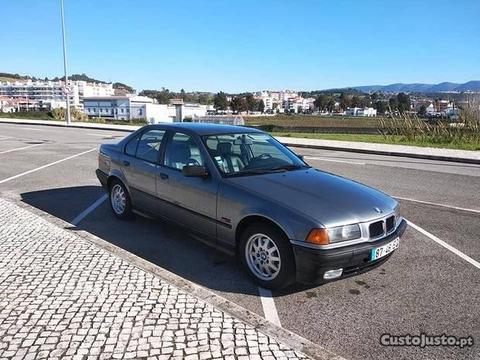 BMW 318 318is 140cv - 93
