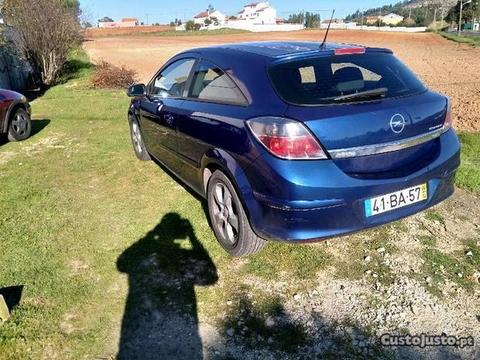 Opel Astra GTC - 05