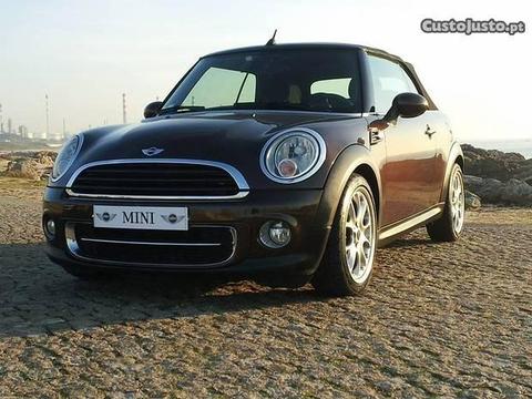 MINI Cabrio 1.6 D Cooper - 12