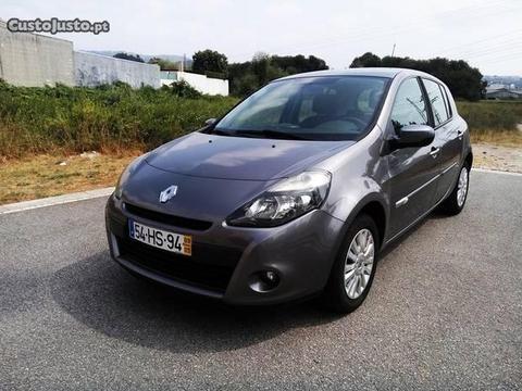 Renault Clio 1.5 DCI DYNAMIQUE - 09