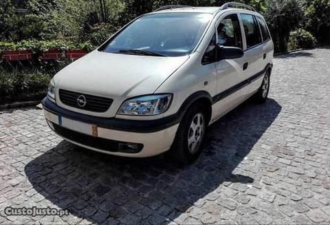 Opel Zafira 2.0DTI - 02
