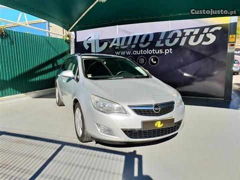 Opel Astra 1.7 CDTI SportTourer - 11