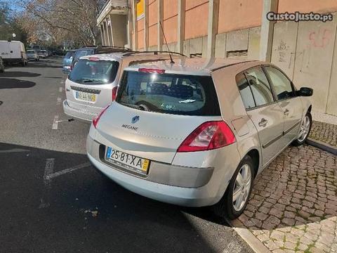 Renault Mégane 1.9 dci 120cv 6 velocidades - 04