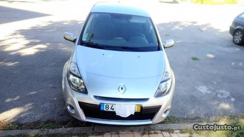 Renault Clio 1.5DCI Ano 2010 - 10