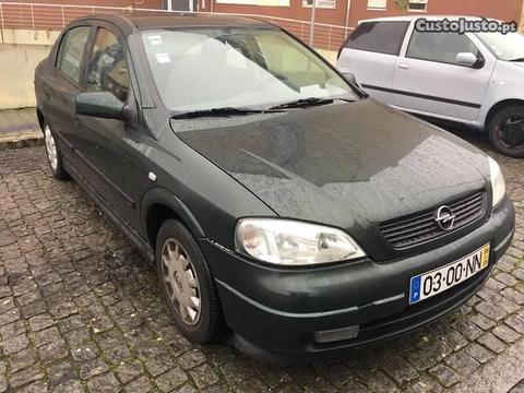 Opel Astra 1.4 16v 130000km - 99