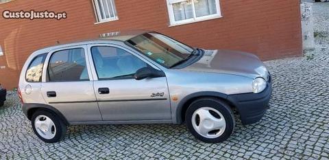 Opel Corsa b 1.2 motor izuzu - 96