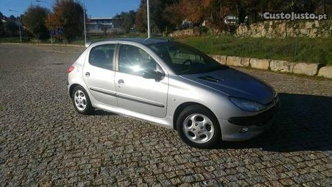 Peugeot 206 xr - 01