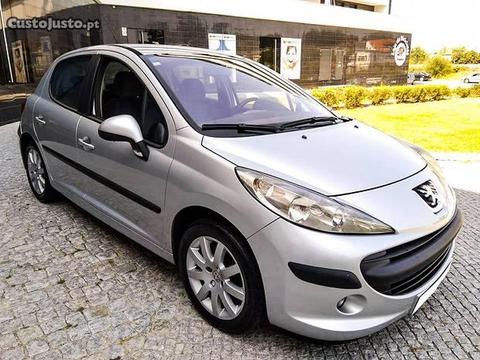 Peugeot 207 1.6HDI AC ABS - 06