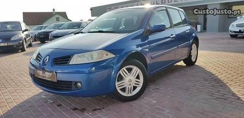 Renault Mégane II 1.5 -110EUR MÊS - 07