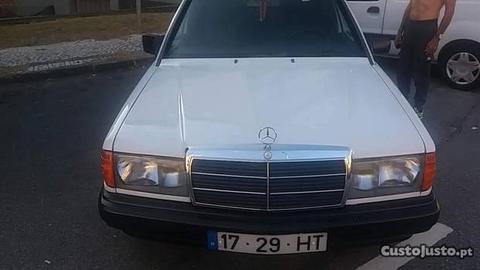 Mercedes-Benz 190 5 portas - 87