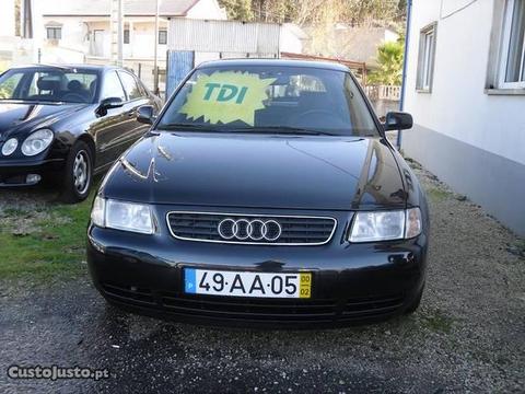 Audi A3 1.9 TDI (90cv)(5lg) - 00