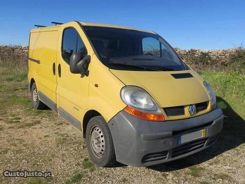 Renault Trafic 1.9 dCi AC - 03
