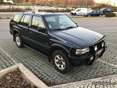 Opel Frontera 2.5 TDS - 97