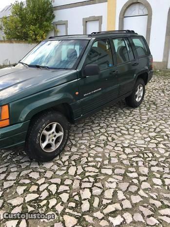 Jeep Grand Cherokee Laredo - 99