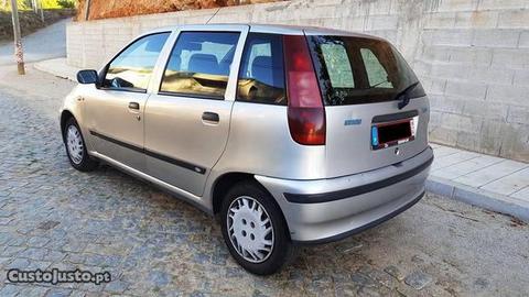 Fiat Punto C/DIREÇAO ASSISTIDA - 99