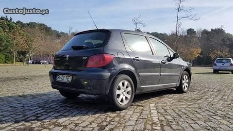 Peugeot 307 1.4 XS 137000 kms - 03