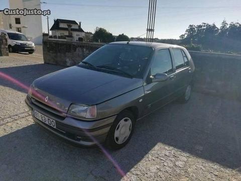 Renault Clio 5 portas - 94