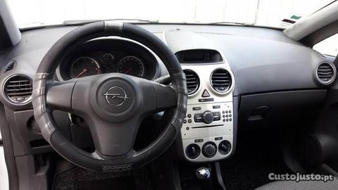Opel Corsa 1.3 - 09
