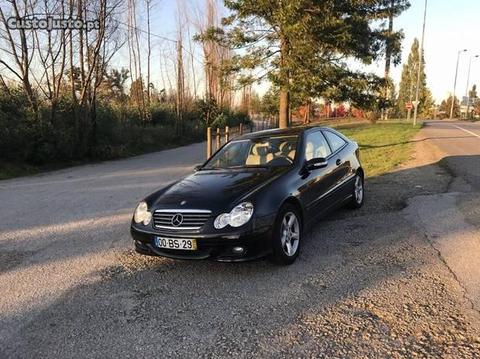 Mercedes-Benz C 220 sport coupe 1Dono - 06